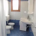 Διαμέρισμα Comfy With Pool-beahost *