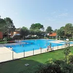 Διαμέρισμα Comfy With Pool-beahost *